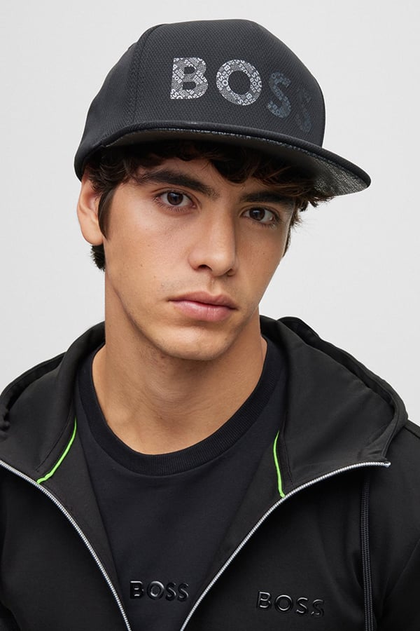 ΚΑΠΕΛΟ BOSS - 001 ΜΑΥΡΟ